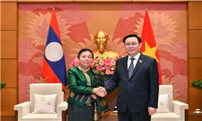 Chủ tịch Quốc hội Vương Đình Huệ tiếp Phó Chủ tịch Quốc hội Lào: Không ngừng vun đắp quan hệ hai Quốc hội tương xứng với quan hệ hữu nghị đặc biệt Việt Nam-Lào