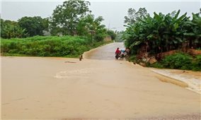 Mưa lớn gây chia cắt nhiều xã miền núi Thanh Hóa