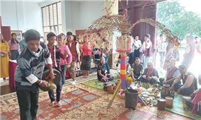 Quảng Bình: Trình diễn lễ hội mừng cơm mới của đồng bào dân tộc Bru-Vân Kiều