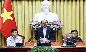 Chủ tịch nước Nguyễn Xuân Phúc: Bảo vệ Tổ quốc trong tình hình mới phải bảo đảm lợi ích quốc gia, giữ gìn hòa bình để phát triển đất nước