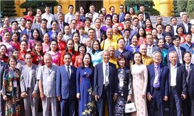 Bảo vệ, giữ gìn và phát huy các giá trị văn hóa Việt Nam