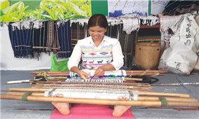 Lâm Đồng: Công nhận Làng nghề dệt thổ cẩm buôn Ka Tung