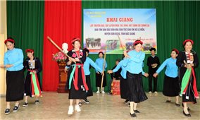 Bắc Giang: Nhiều ý nghĩa từ lớp truyền dạy múa Tắc Xình, hát dân ca Sấng Cọ