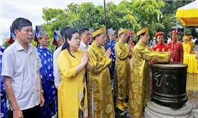 Quảng Ninh: Tưng bừng khai hội Đền Cửa Ông