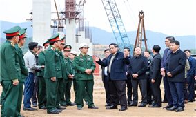Thủ tướng kiểm tra Dự án Cao tốc Diễn Châu - Bãi Vọt, thị sát thi công hầm Thần Vũ