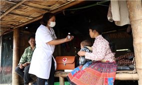 Nữ bác sĩ hơn 20 năm bám bản ở vùng cao Sơn La