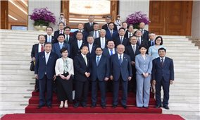 Thủ tướng Phạm Minh Chính tiếp Chủ tịch Liên minh nghị sĩ hữu nghị Nhật – Việt