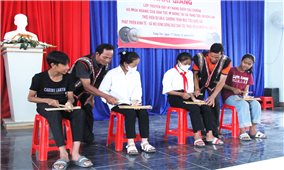 Đắk Lắk: Truyền dạy kỹ năng diễn tấu chiêng và múa xoang cho học sinh