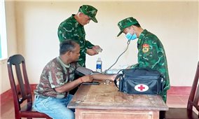 Bộ đội Biên phòng Đắk Lắk tiếp nhận, chăm sóc sức khỏe cho sĩ quan bảo vệ biên giới Campuchia