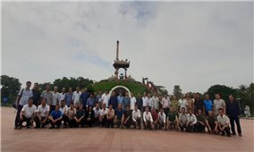 Ban Dân tộc tỉnh Sơn La tổ chức Đoàn đại biểu Người có uy tín đi học tập, trao đổi kinh nghiệm