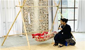 Người đánh thức những lời ru “ngủ quên”...