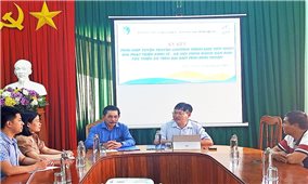 Báo Dân tộc và Phát triển cùng Ban Dân tộc tỉnh Bình Thuận ký kết phối hợp tuyên truyền Chương trình MTQG 1719