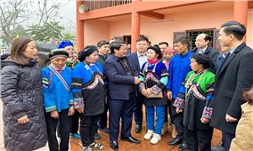 Bộ trưởng, Chủ nhiệm Ủy ban Dân tộc Hầu A Lềnh thăm, chúc Tết đồng bào DTTS huyện Mường Khương, tỉnh Lào Cai