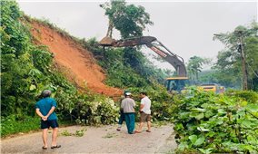 Quảng Nam: Khẩn trương khắc phục sạt lở, phân luồng giao thông