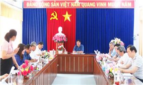 Thứ trưởng, Phó Chủ nhiệm Ủy ban Dân tộc Y Thông làm việc tại Phú Yên