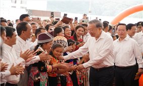 Tổng Bí thư Tô Lâm: Đây là ngôi trường của con em mình, bà con mình nên phải cùng nhau giữ gìn, vun đắp