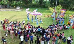 Mang Tết Trung thu đến với thiếu nhi vùng cao Quảng Ngãi