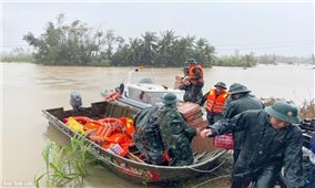 Hỗ trợ khẩn cấp 700 tỷ đồng cho 4 tỉnh khắc phục thiệt hại do mưa lũ