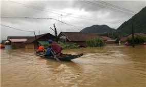 Mưa lũ làm 42 người chết và mất tích, thiệt hại nặng nề về người và tài sản tại miền Trung