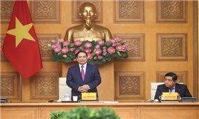 Thủ tướng: Việt Nam phấn đấu có nhà máy chip bán dẫn đầu tiên trong năm 2026