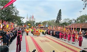 Dâng hương tưởng niệm Tổ Mẫu Âu Cơ ngày “Tiên giáng”