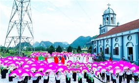 Ninh Bình: Chủ động nắm bắt từ sớm, từ xa những hiện tượng tôn giáo mới