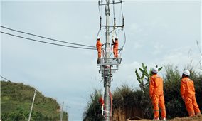 Lai Châu: 100% thôn bản trên địa bàn huyện Tân Uyên được sử dụng điện lưới quốc gia