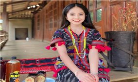 “Mẫu nhí” người Pa Cô và giấc mơ xứ núi