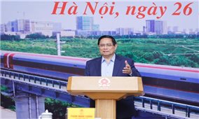 Thủ tướng: Khẩn trương trình Quốc hội các cơ chế đặc thù thống nhất cho tất cả các dự án đường sắt
