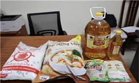 Chuyên gia chỉ cách nhận biết dầu ăn giả bằng mắt thường