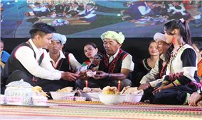 Người có uy tín bảo tồn văn hóa Raglay