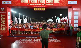 Hơn 2.000 vận động viên tham gia Giải chạy “Hành trình theo chân Bác- Vì an ninh Tổ quốc