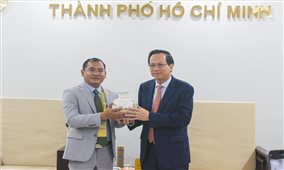 Bộ trưởng Bộ Dân tộc và Tôn giáo Đào Ngọc Dung tiếp xã giao Quốc vụ khanh Bộ Nghi lễ và Tôn giáo Vương quốc Campuchia