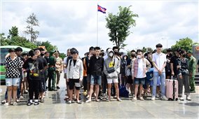 Tiếp nhận 85 công dân Việt Nam liên quan đến lừa đảo trực tuyến từ Campuchia