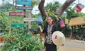 Từ truyền thông “giảm nghèo thông tin” đến điểm du lịch giàu bản sắc