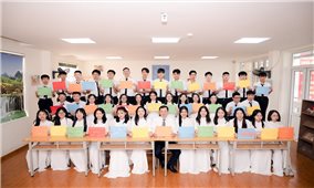 Thầy Nguyễn Đức Phú - Người thắp lửa đam mê học tập cho ngôi trường mang tên Danh nhân Chu Văn An