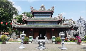 Câu chuyện kỳ bí từ ngôi chùa xây từ san hô, vỏ ốc…