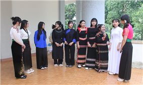 Đa sắc màu, giàu bản sắc ngày khai giảng