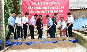 Hà Tĩnh: Khởi công xây dựng nhà “3 cứng” cho 7 hộ dân tộc Chứt