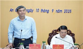 Quan tâm xây dựng, bồi dưỡng đội ngũ cán bộ người DTTS trong chính quyền 2 cấp