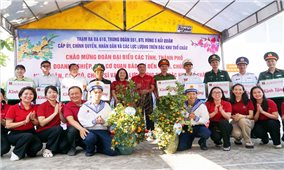 Đón Xuân sớm trên đảo tiền tiêu Thổ Chu