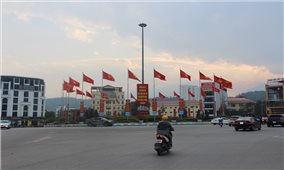 Lào Cai rực rỡ cờ hoa chào mừng Đại hội lần thứ XIV của Đảng