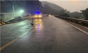 Sơn La: Xe khách lao xuống cống, 3 người tử vong tại chỗ