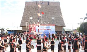 Quảng Ngãi: Hoàn thành sửa chữa ngôi nhà rông có lịch sử gần 110 năm