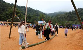 Tết trong mỗi nếp nhà vùng cao