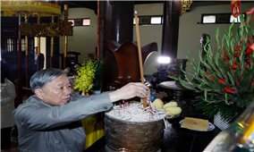 Tổng Bí thư Tô Lâm dâng hương tưởng niệm các lãnh đạo tiền bối của Đảng