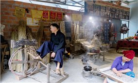 Giữ nghề dệt lanh, đưa thổ cẩm thành sản phẩm OCOP trên 