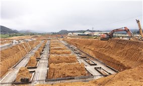 Tăng tốc trên công trình xây dựng trường nội trú liên cấp