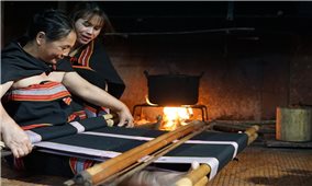 Ghi danh di sản dệt truyền thống của người Gié Triêng