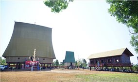 Khánh thành nhà rông cao 26 mét ở Gia Lai